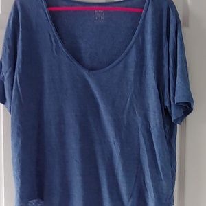Old Navy Woman's scoop neck t-shirt XL